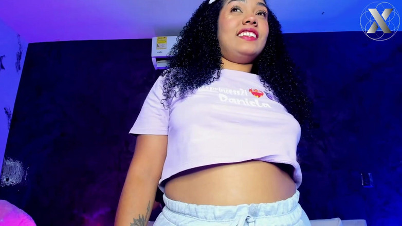 Lesbian Friends: बिल्ली blowjob जब तक खुशी के साथ कराह नहीं रहा है