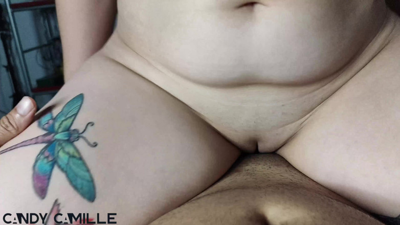 Candy Camille: グッドナイトの前にフェラチオ