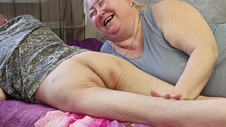 Zona901: Sąsiad połyka grubą spermę