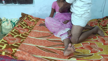 Desihotcouple: Indická sexy manželka zezadu Fuking