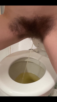 Standing up Piss Straight From My Huge Bush