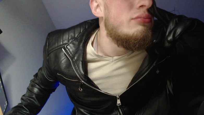 Hunky time: Skórzany lord pluć