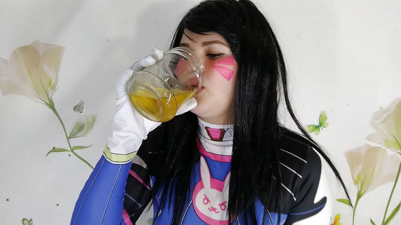 LizAngel: D.VA saya berkencing di dalam balang