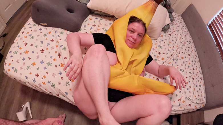 Erin Electra: Anal Sex with Stepmom on Halloween