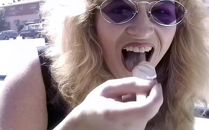 Scale Bustin Babes: Người đẹp vhs chunky già trở nên bẩn thỉu cổ điển