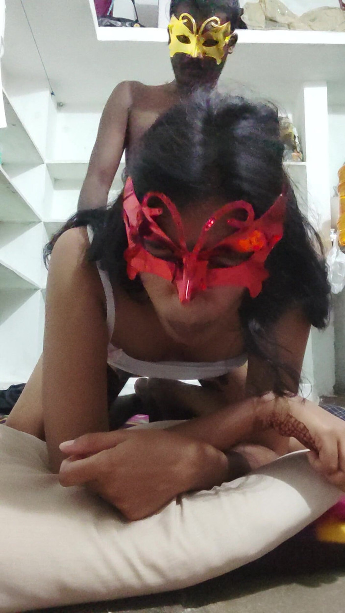 Riya babe: Gli Amanti Del Telugu Si Scopano a Vicenda Alla Pecorina...