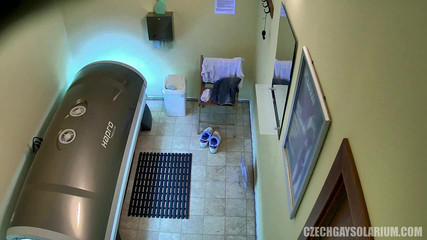 Czech Gay Solarium: Tsjechische homo-solarium 14 magere zwaargeschapen Twink's geheime bruining standshow