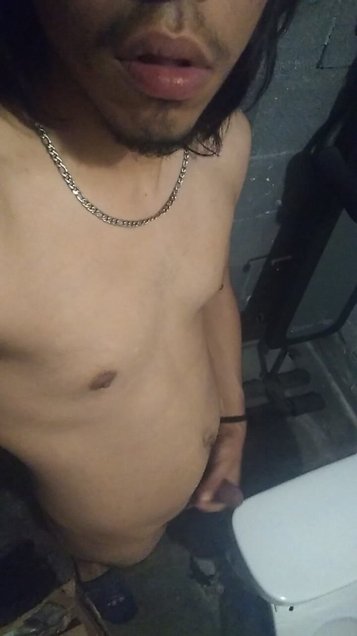 AlexAlejandro13: Het aktivitet på kvällarna i badet