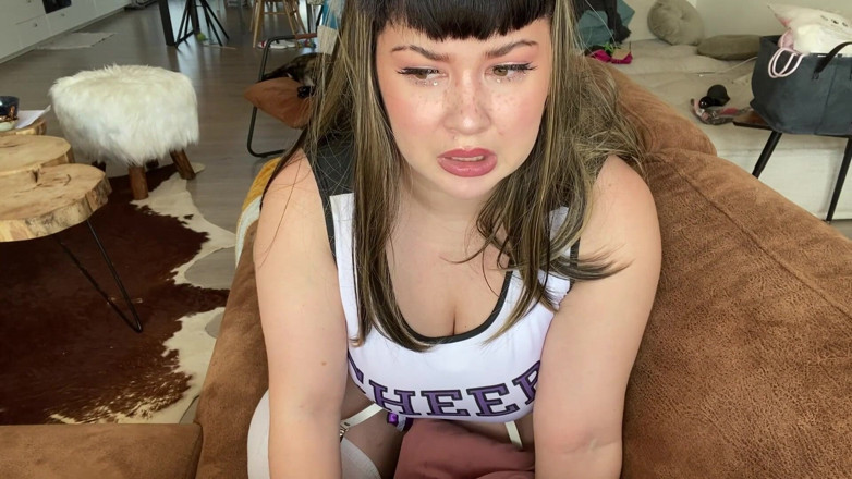 Ariana Faye: Bevrucht je stiefdochter