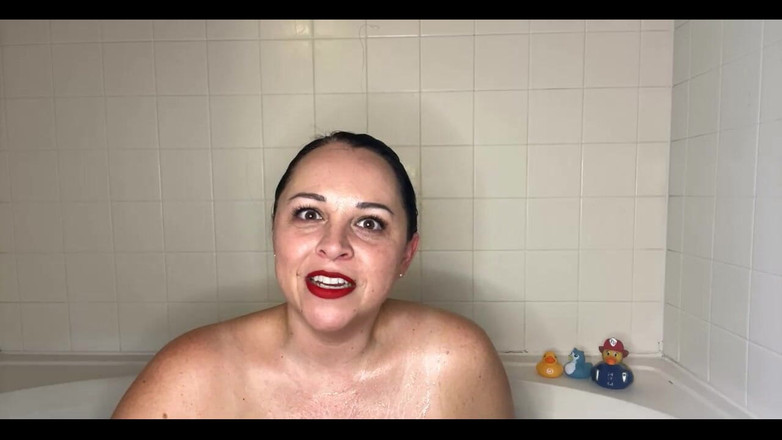 Amanda Thickk: Bak mandi