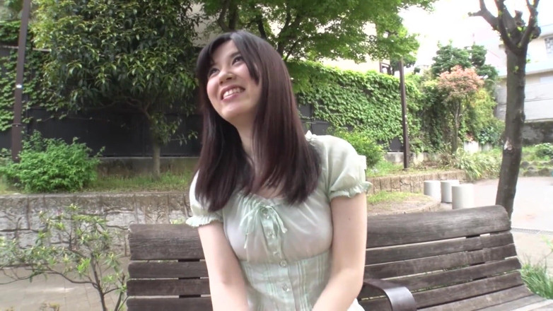 Caribbeancom: Picked up japanese girl blows big cock in the car
