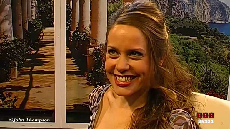 German Full Movies: GGG John Thompson - bukkake, salope blonde dans un gangbang