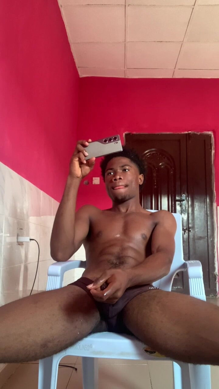 Africa TwinkBoys: Horny Black Muscular Thug Stroking His Thick Dick