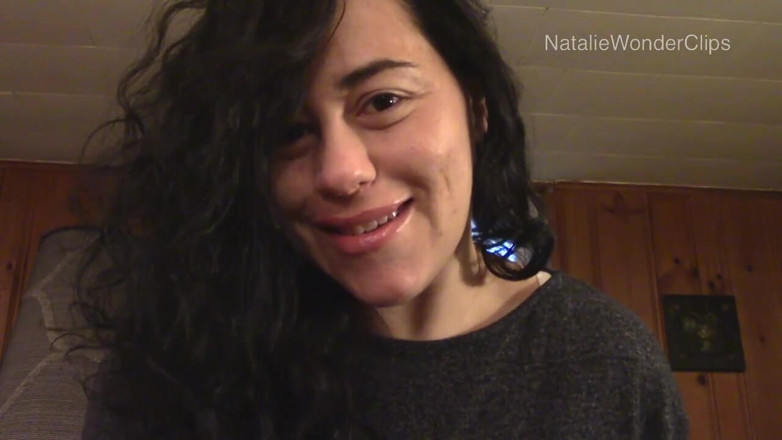 Natalie Wonder: Üvey anne büyük oğlan yarağını sikiyor ve çok derine alıyor