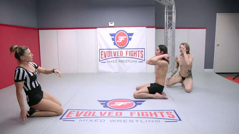 Evolved Fights: Vanessa Vega và David Lee Bts đấu vật hỗn hợp