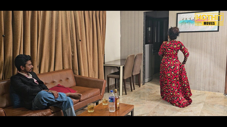 Hothit Movies: Krásná indická herečka Roshni s velkými prsy