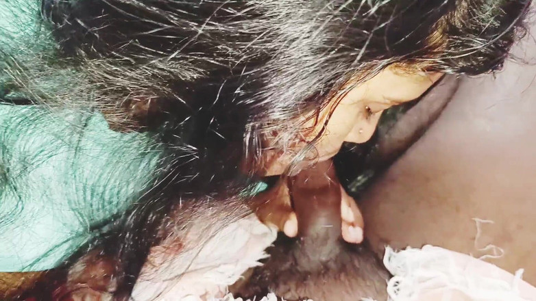 Telugu honey lips: Телугу пара трахается с наездницей, Телугу грязно разговаривает.