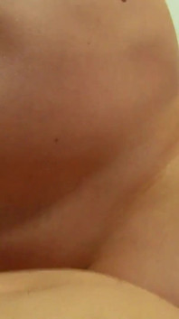Nejžhavější naolejovaný zadek pokrytý mrdkou POV