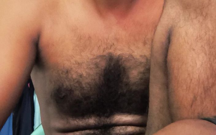 HornyHunk: 내 새 섹스 토이로 자위해