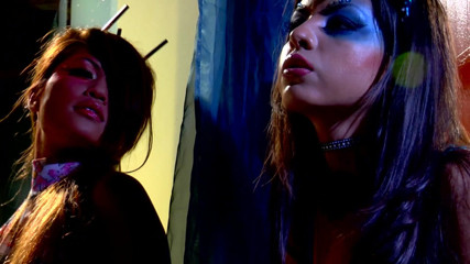 I kissed a girl and I liked it: eshiyaee glaimar dol Charmane Star kaale baalon vaali hot hasina...