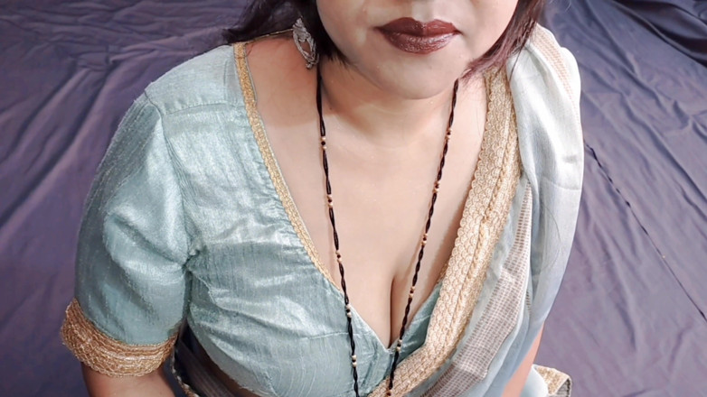 Sexykajalbhabhi: Sucked the Landlord's Dick and Made Him Ejaculate in Exchange...
