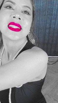 Delicious MILF Fucks with a Big Cock and Her Pearl Necklace!