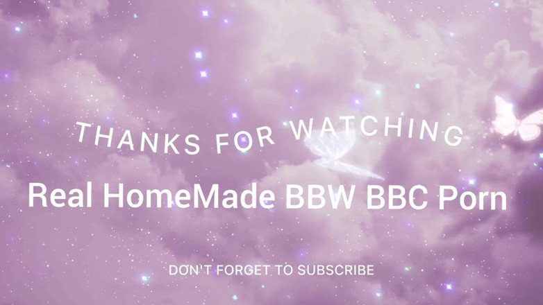 Real homemade BBW BBC porn: YoungEnglishbbw bbc nata4sex 拍打屁股，抚摸我的阴户弯下腰