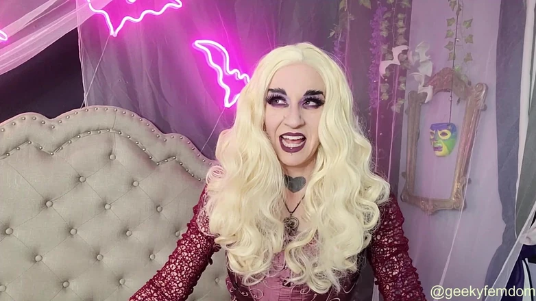 Geeky Femdom: Hocus Pocus Hung hách trên Comic Con Virgins