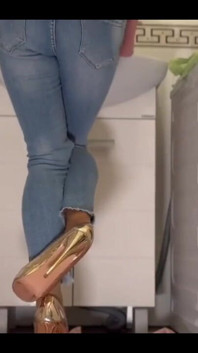 Desperate Wetting My Jeans and Super Gold Highheels - Full Video More Than 10 Minutes Only for Subscribers