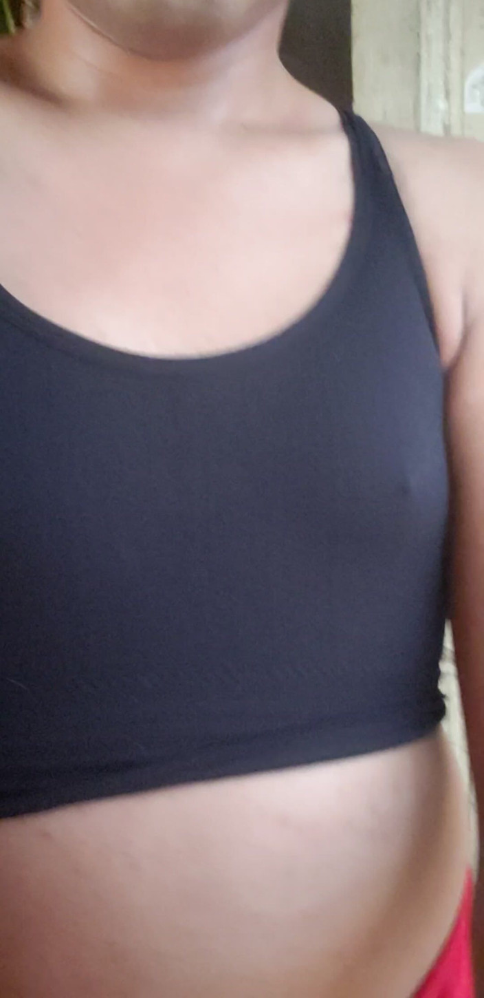 Laura1929: I Started Peeing Standing up, Trans Girl