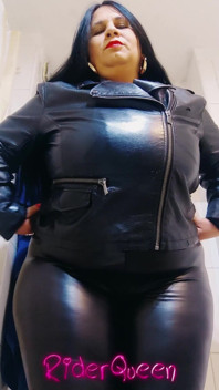 Riderqueen ki chudaee, prashanskon aur anuyaayiyon ke lie vidiyo