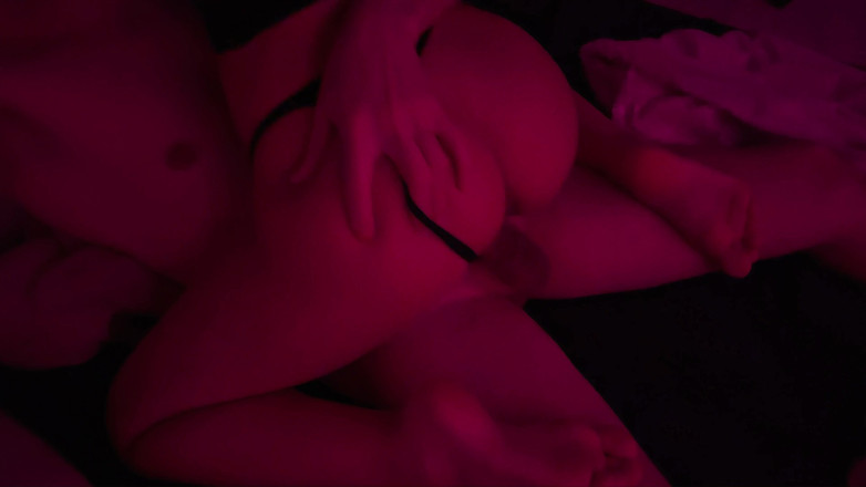 HomeVideoLive: Gritos, Gemidos, Conversaciones, Ninfómana, Le Encanta La Penetración Profunda