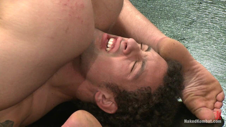 Naked Kombat: トレント・ディーゼル vs DJ