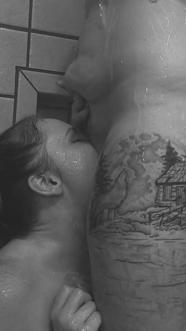 Yaya & Ginger Shower Play (PNW Porn) Yaya & Ginger Shower Play (PNW Porn)