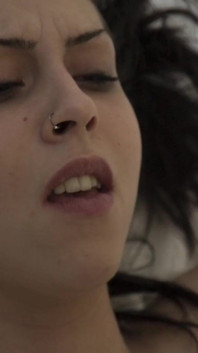 Sheets action with tattooed small tits chick