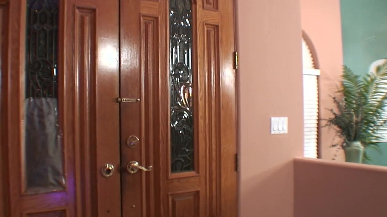 THAGSON: Anal i svart scen-2 sexig MILF i underkläder Josly James...