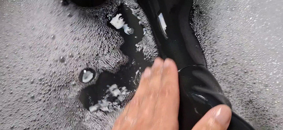 Dreamofevolution: Violetten zijn blauw, rozen zijn rood en jagerslaarzen zijn zwart