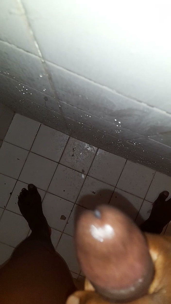 Islandvibes69: Jerking off S12 Ep5