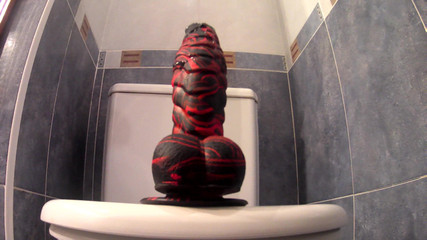 Ane Get Horny: 외계인 딜도로 망가진 오르가즘. 탱탱한 팬티를 통해 보기