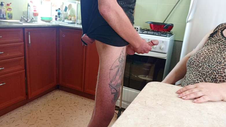 Zona901: Sousedka přestala imbibovat kávu a začala mi kouřit ptáka, dokud...