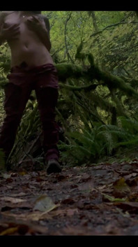 Striptease for Them Trees