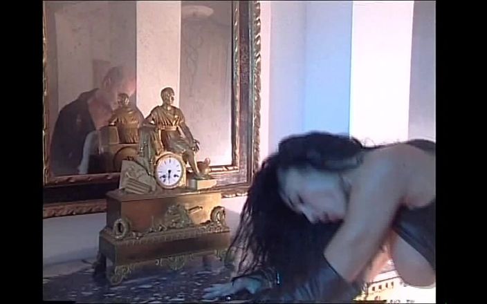 XTime Vod: Bílá Venuše ve filmu plném kundičky a velkých čůráků