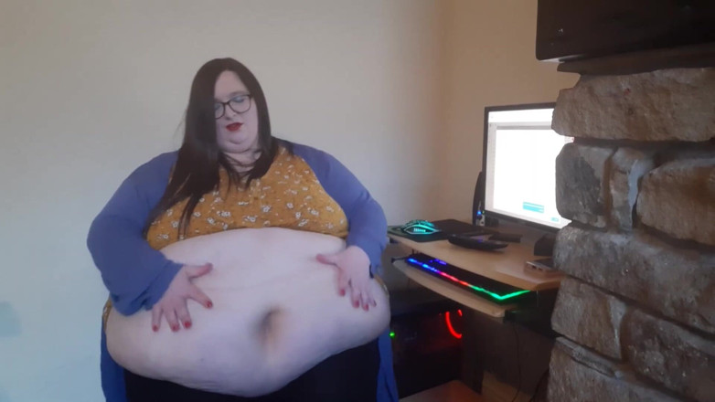SSBBWLadyBrads: Ssbbw-secretaresse vernederd op het werk door baas - fantasie