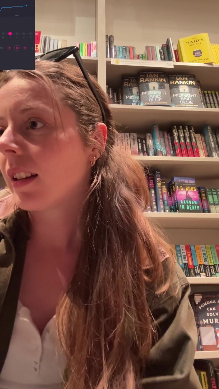Nadia Foxx: J’essaye de ne pas jouir dans la librairie tout en...