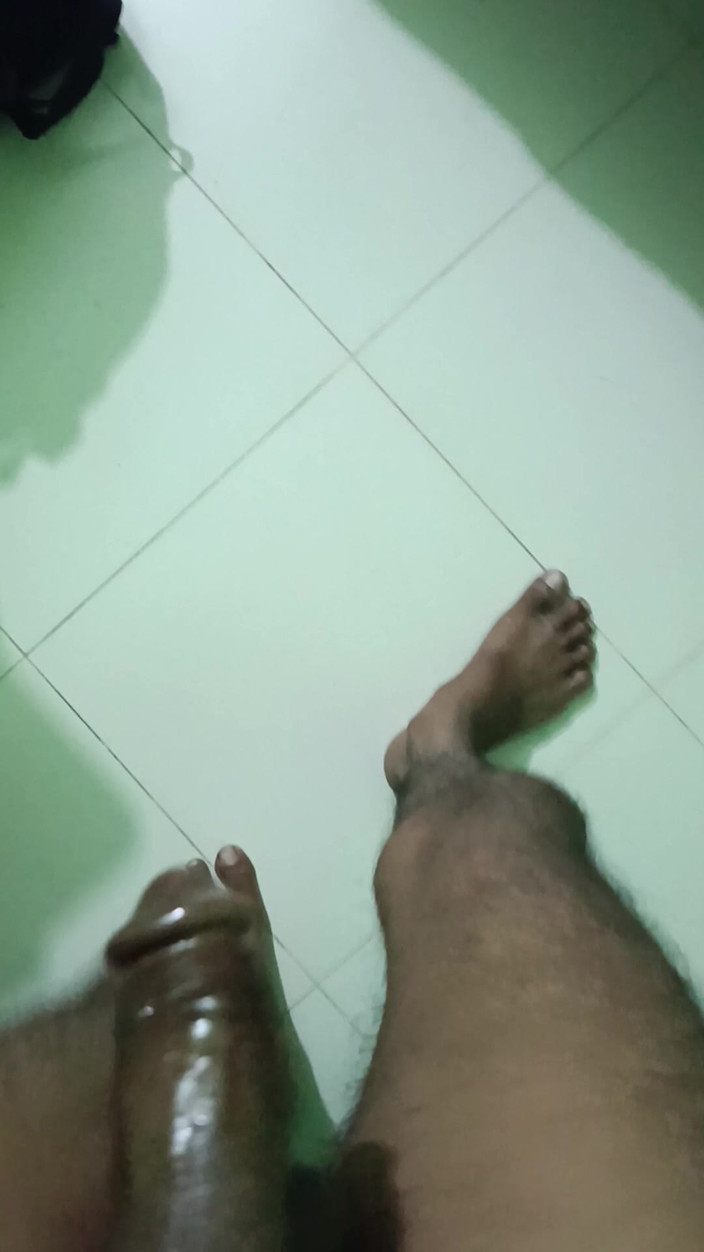 a-adix: Cậu bé cực khoái sụt cu cùng