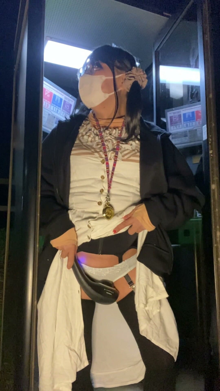 megu2002: No. 333: a Solo Stroll Through a Nighttime Cruising Spot