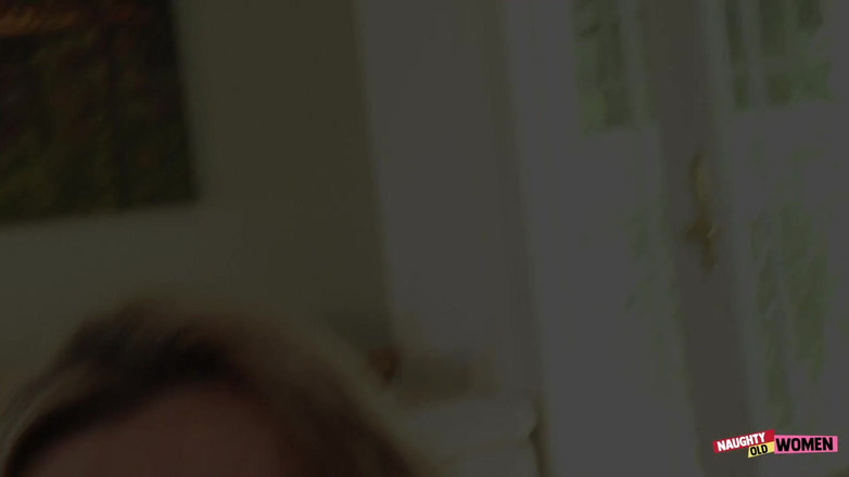 Naughty old women: Зрілі дами, коли чай перериває збуджена лесбіянка, спрагла до цицьок