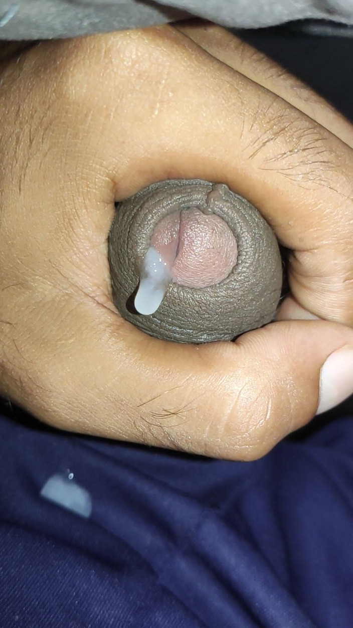 AlexAlejandro13: Aku masuk ke dalam lembaran seks