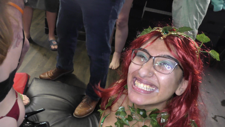 Bukkake Sperm Party: Skutečná bukkake párty se spermatem, díl 27 # 6