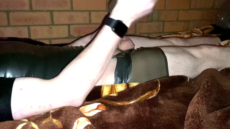 Aussie bi boy: Clear TPE Fleshlight wank &amp; cum in latex on waterbed